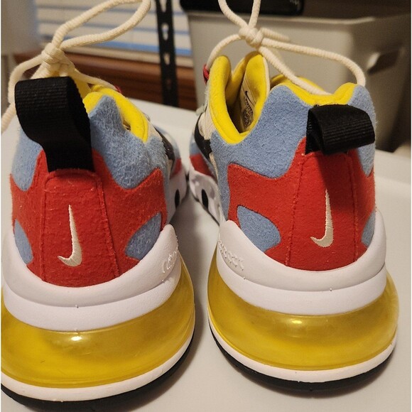 Women's Air Max 270 React
Bauhaus, size 8. 5 - Picture 3 of 8